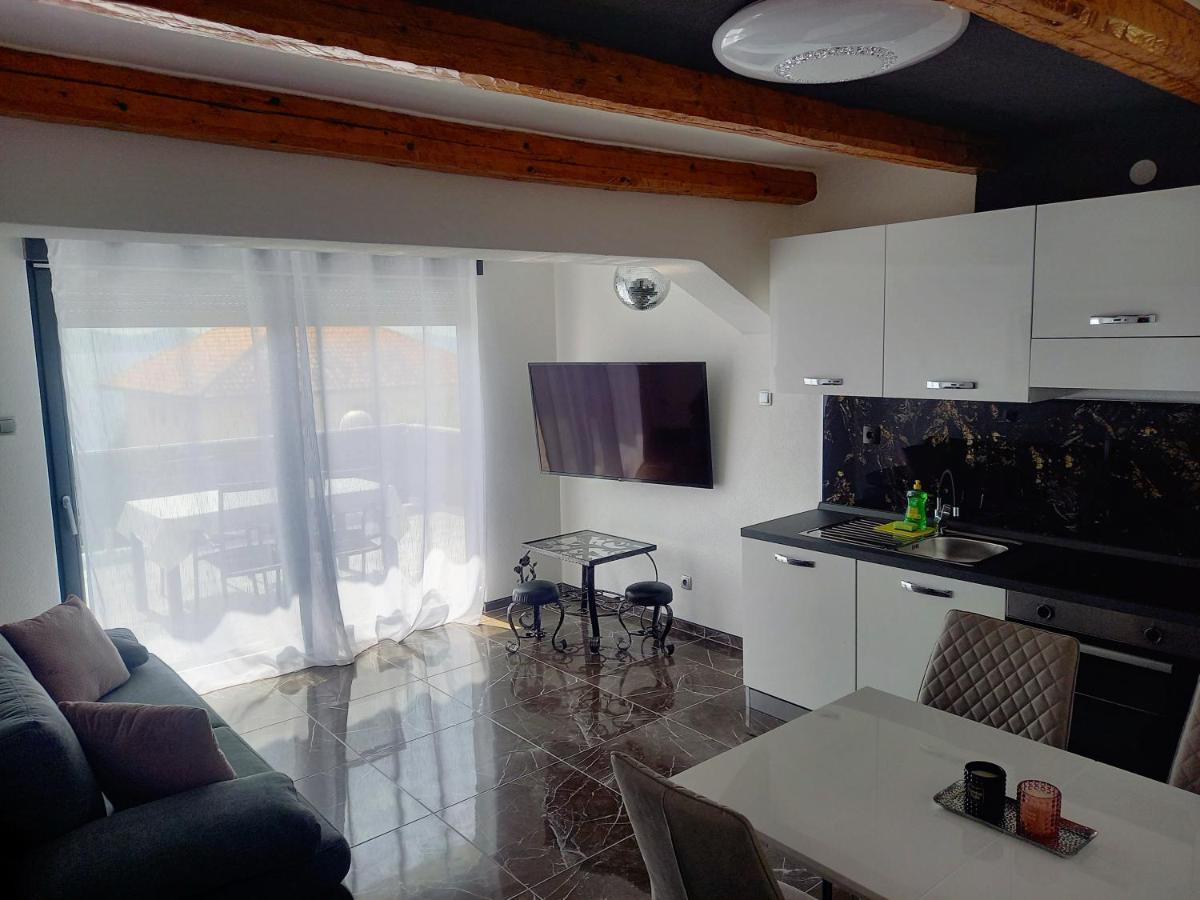 La Catedral Apartment Sveti Petar  Ngoại thất bức ảnh
